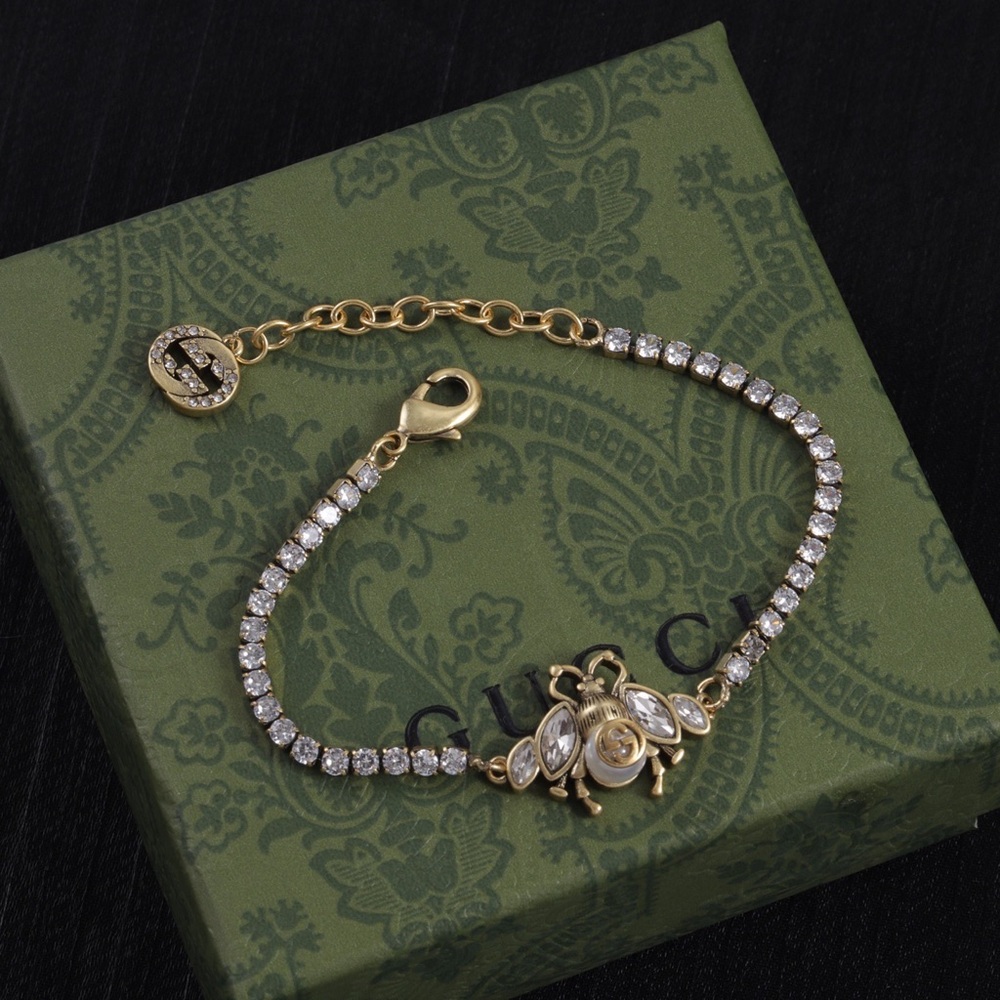 Gucci Gold-Tone Crystal Bee Bracelet in Gold